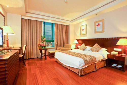 Bao Hong Jinjiang Hotel Sanya