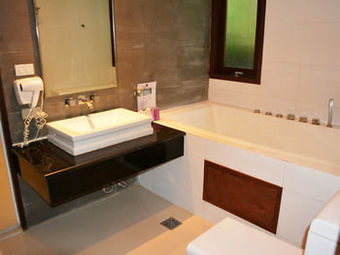 Hotel Replay Pool Villa Beachfront Samui
