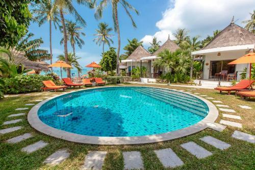 Hotel Secret Garden Beach Resort