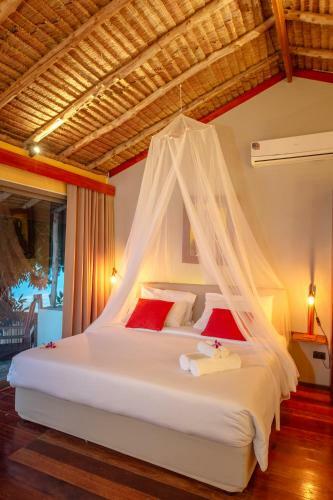 Hotel Secret Garden Beach Resort