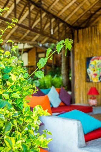 Hotel Secret Garden Beach Resort