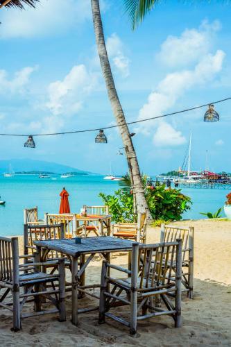 Hotel Secret Garden Beach Resort