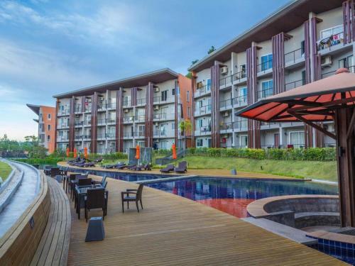 Replay Bangrak Beach Studio Apartment