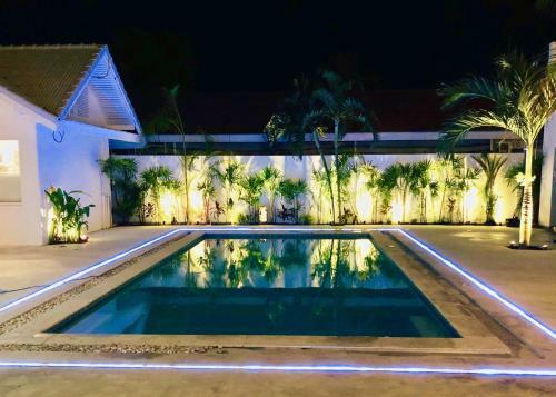 Hotel Kinnaree Resort