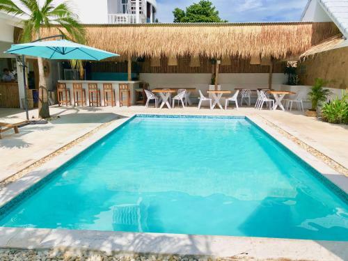 Hotel Kinnaree Resort