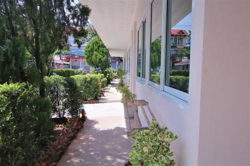 Hotel Bangrak Pier Samui Resort
