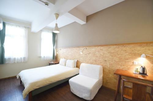 Mingtown Nanjing Road Youth Hostel