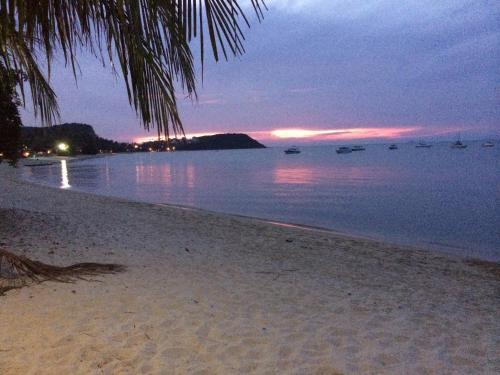 Hostal The Boardroom Beach Bungalows