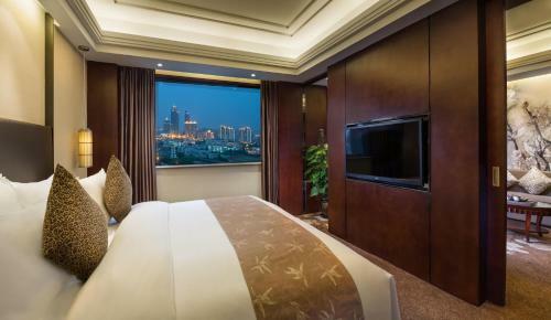 Guangdong Hotel Shanghai