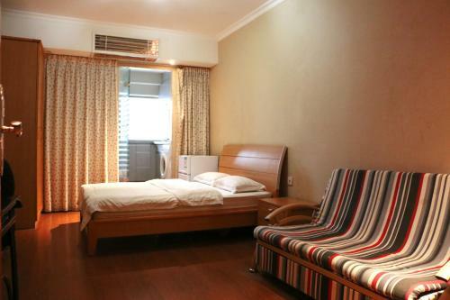 Shenzhen Style Apartment