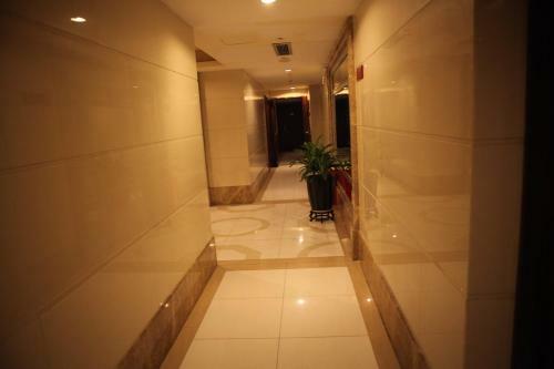 Shenzhen Style Apartment