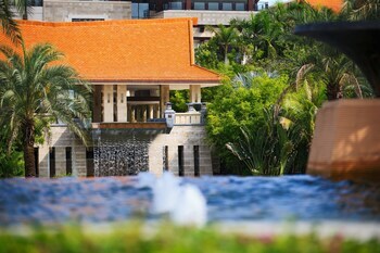 Hotel Renaissance Sanya Resort & Spa