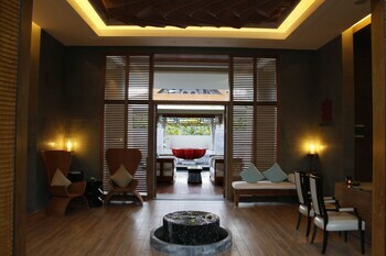 Hotel Renaissance Sanya Resort & Spa