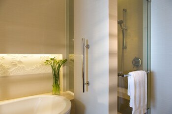 Hotel Renaissance Sanya Resort & Spa