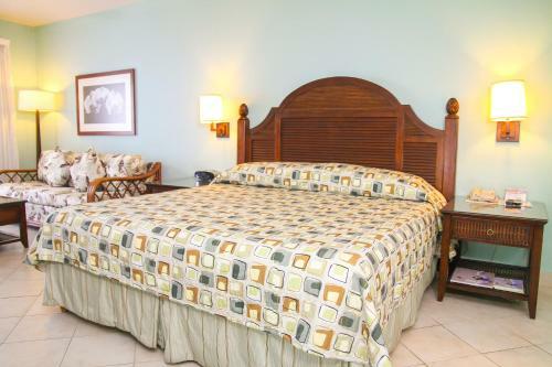 Trade Winds Hotel