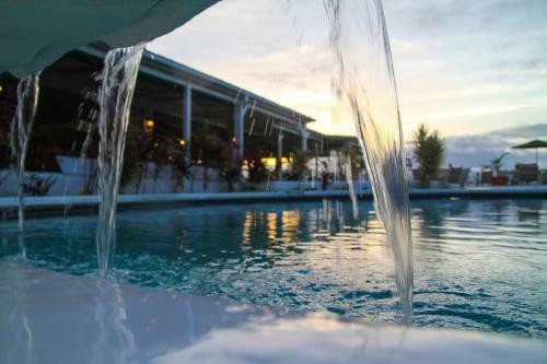 Trade Winds Hotel