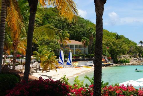 Hotel Blue Waters Resort And Spa