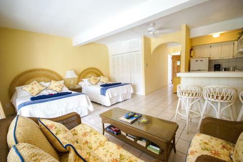 Aparthotel Antigua Village Condo Beach Resort