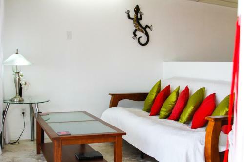 Aparthotel Antigua Village Condo Beach Resort