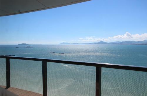 Hotel Phoenix Island Resort Sanya