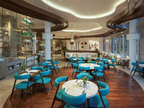 Hotel Phoenix Island Resort Sanya
