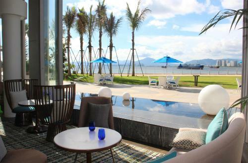 Hotel Phoenix Island Resort Sanya