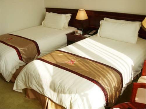 Shanghai Airlines Travel Hotel