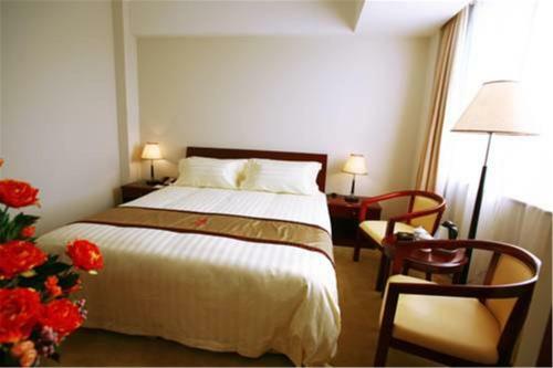 Shanghai Airlines Travel Hotel