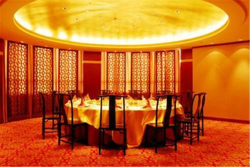 Shanghai Airlines Travel Hotel