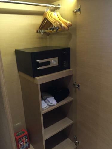 Lavande Hotel Shenzhen Huaqiangnan Branch