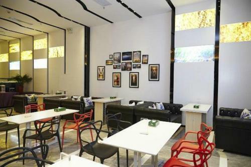 Lavande Hotel Shenzhen Huaqiangnan Branch