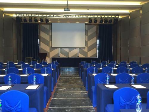 Hotel Yitel Chuansha Shanghai