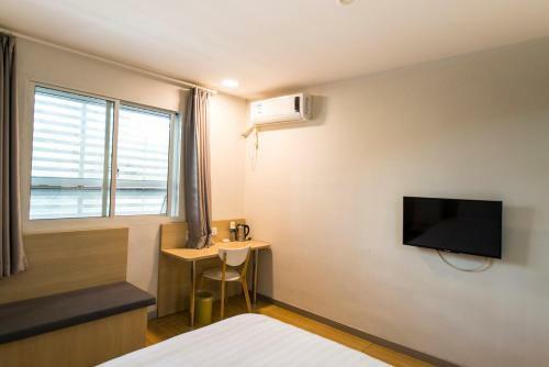 Hotel Hanting Express Shanghai People Square
