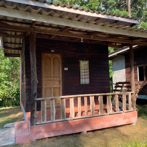Hostal Mata Guesthouse
