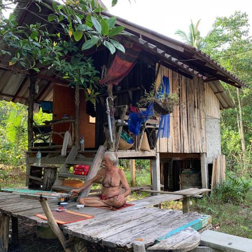 Hostal Mata Guesthouse