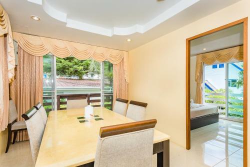 Hotel Pure & Pam Village