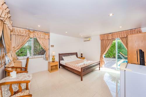 Hotel Pure & Pam Village
