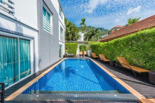 Hotel Pure & Pam Village