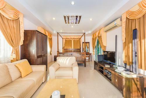 Hotel Pure & Pam Village