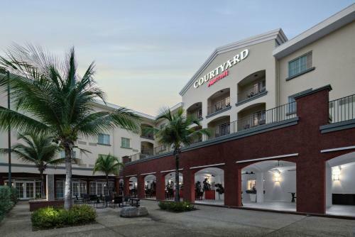 Hotel Courtyard Bridgetown