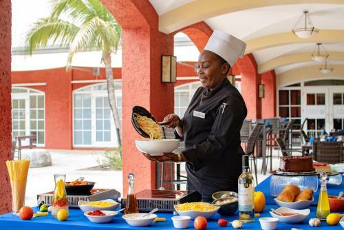 Hotel Courtyard Bridgetown
