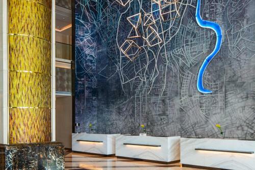 Renaissance Shenzhen Luohu Hotel