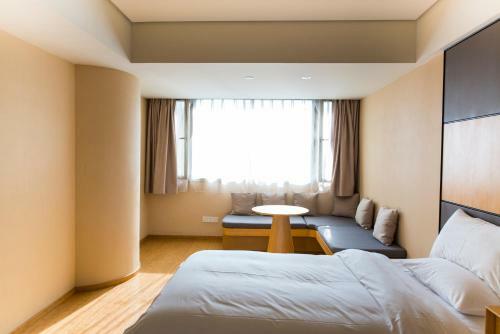 Ji Hotel Shanghai Stadium