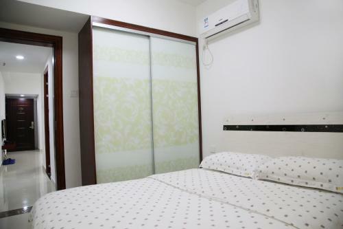 Dongmenju Apartment