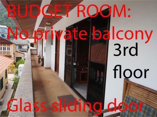 Hostal Waree's Guesthouse