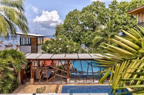 Hotel Sairee Hut Resort