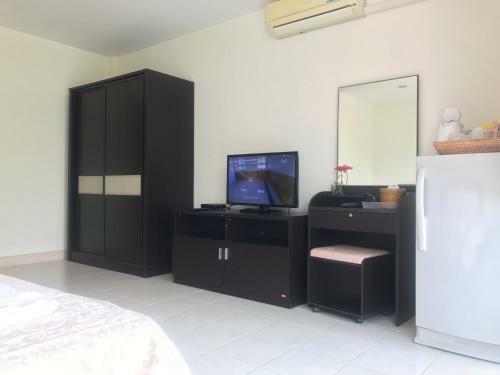 Hostal Gold Shop Room For Rent