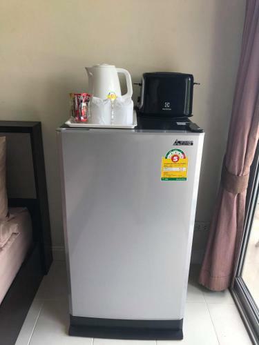 Hostal Gold Shop Room For Rent
