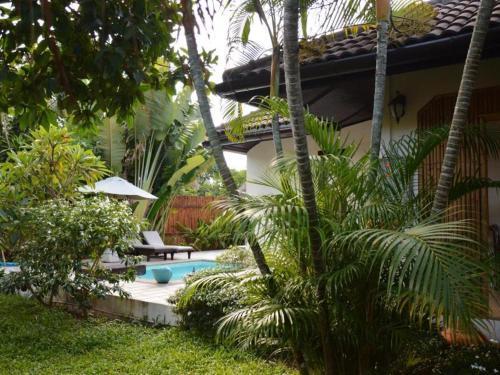 Hostal Chalisa Villas Koh Tao