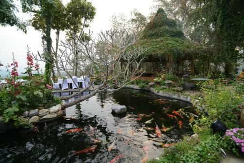 Hotel Phu Chaisai Mountain Resort & Spa